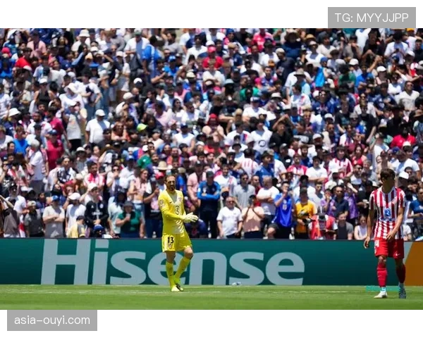 点球争议！马竞对阵赫塔菲获得两次点球，主队主帅抗议染红